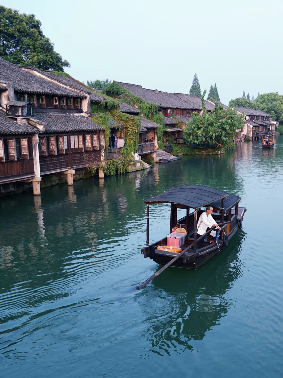 Wuzhen wooden boat water lane tour