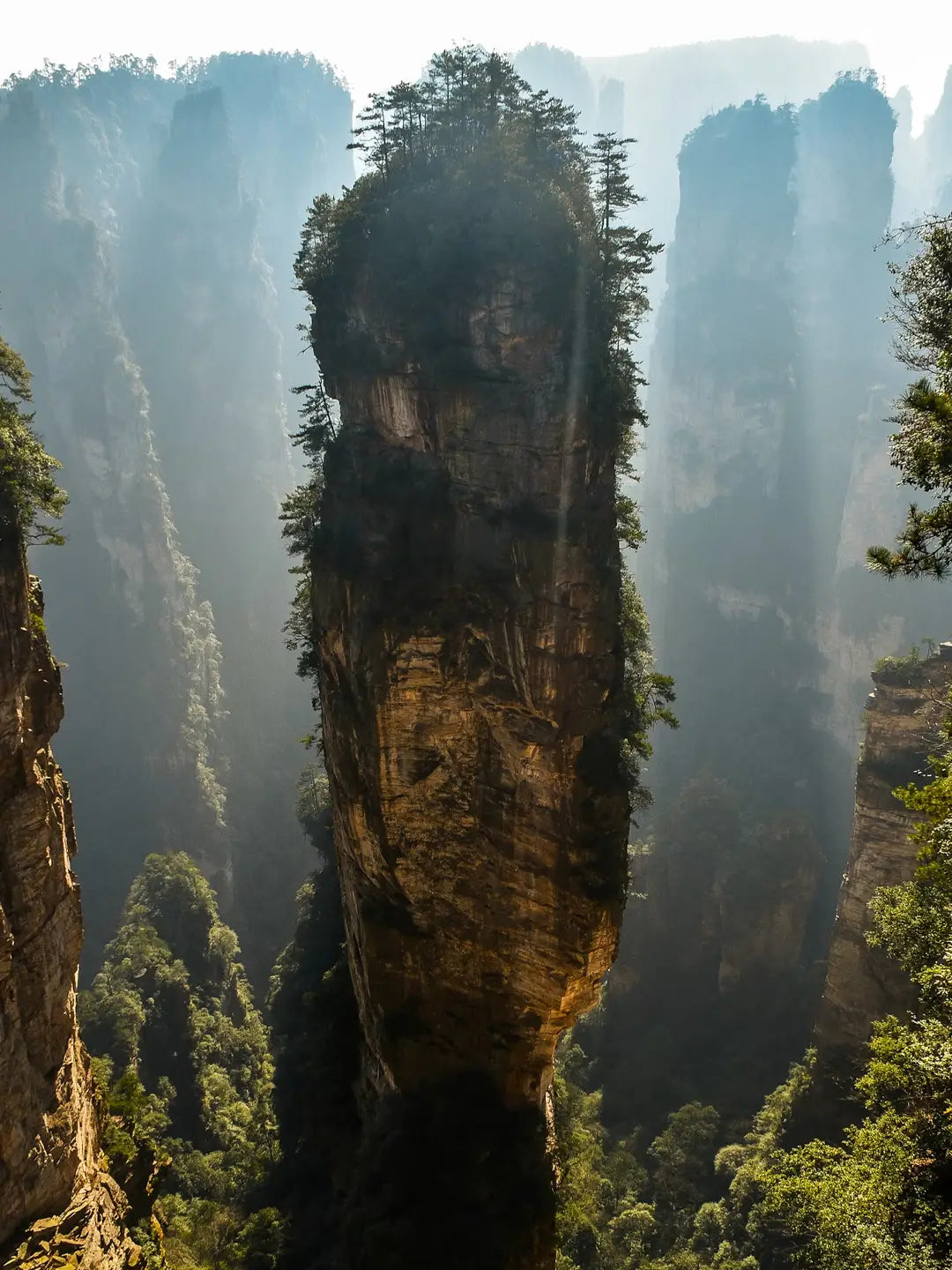 8-Day Zhangjiajie and Shanghai Tour with Furong & Fenghuang